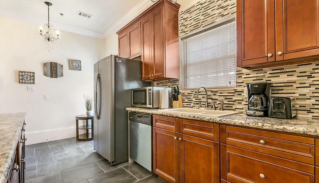 SPACIOUS CONDOS IN DOWNTOWN NOLA NUEVA ORLEANS - ALOJAMIENTO DESDE $1241